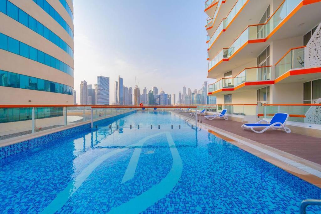 Millennium Binghatti, Business Bay - Mint Stay Dubái Exterior foto